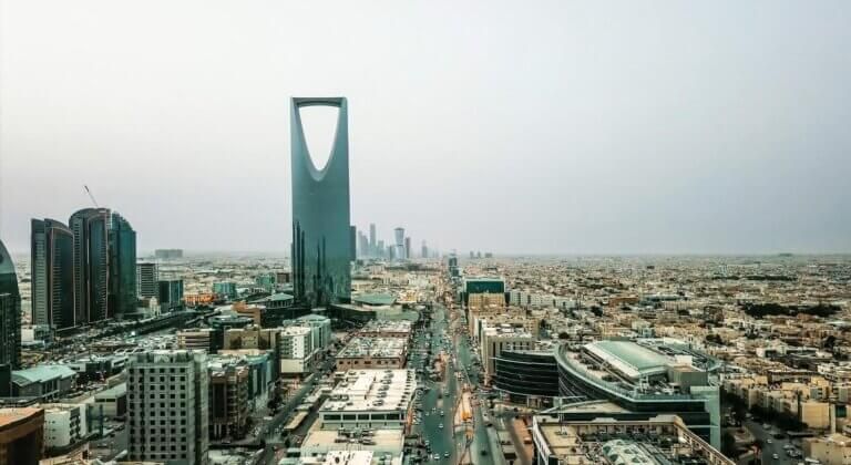 Phase-2 of Saudi E-invoicing: Who should comply and how?