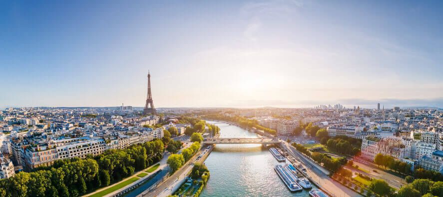 Picture of Paris with the river and Eiffel tower